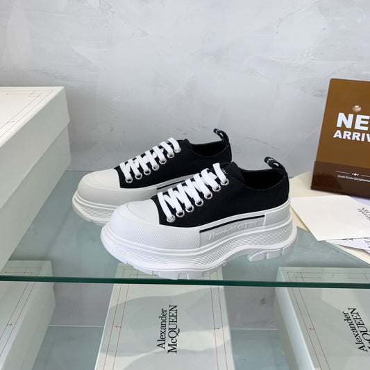 Alexander McQueen Sneakers