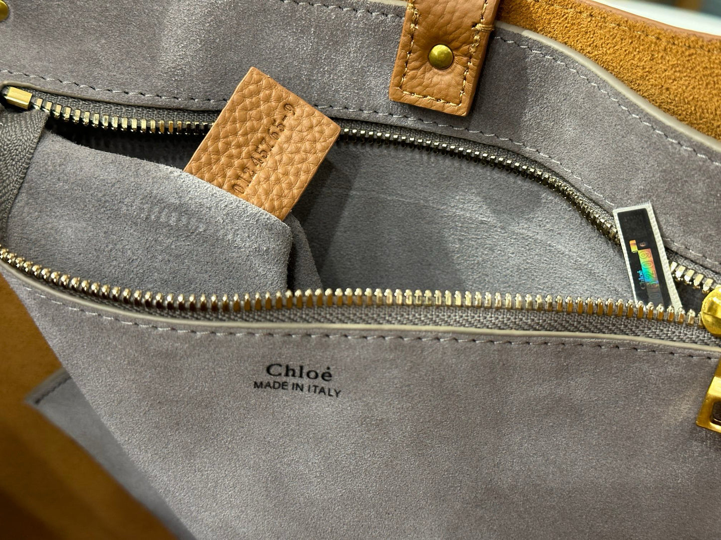 Chloe Marcie Hobo