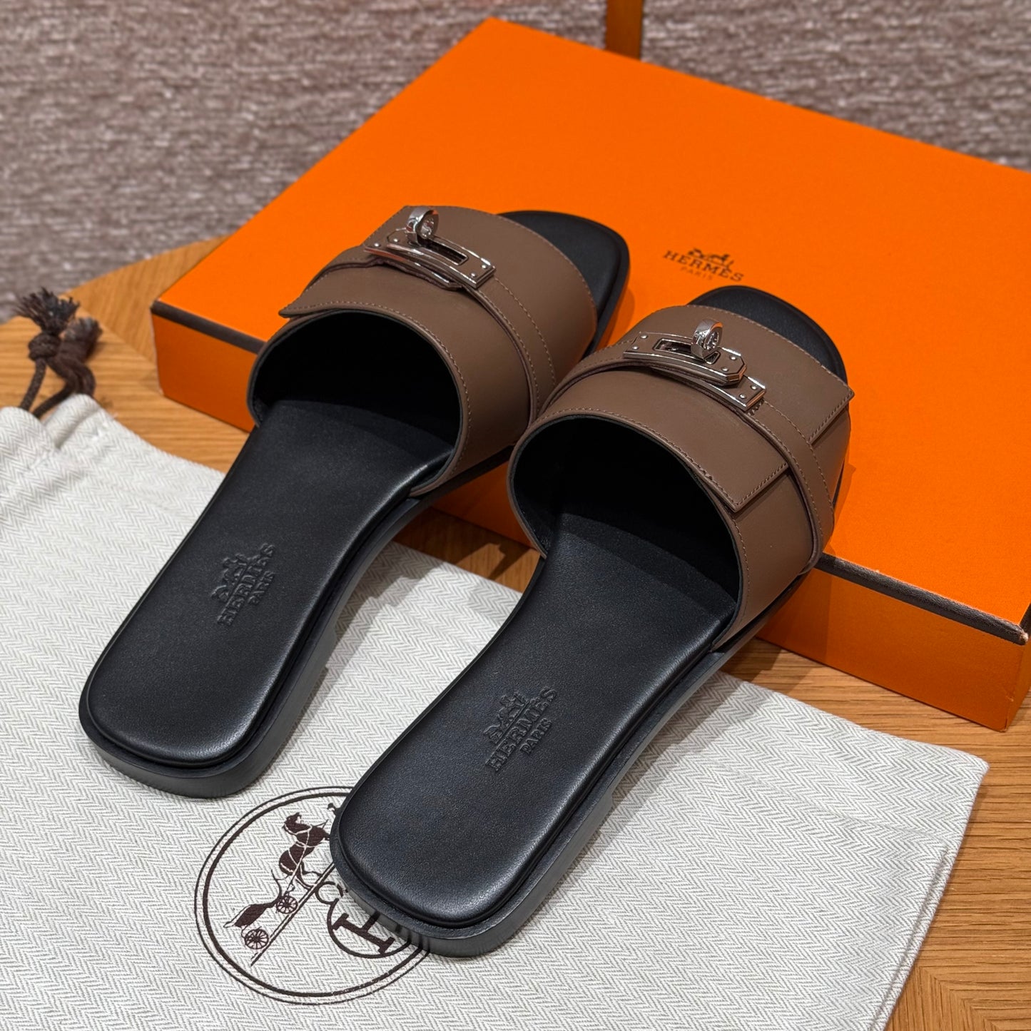 Hermes Slippers