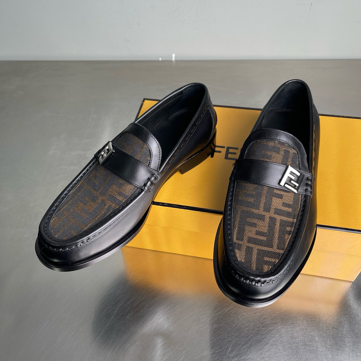 Fendi Loafer