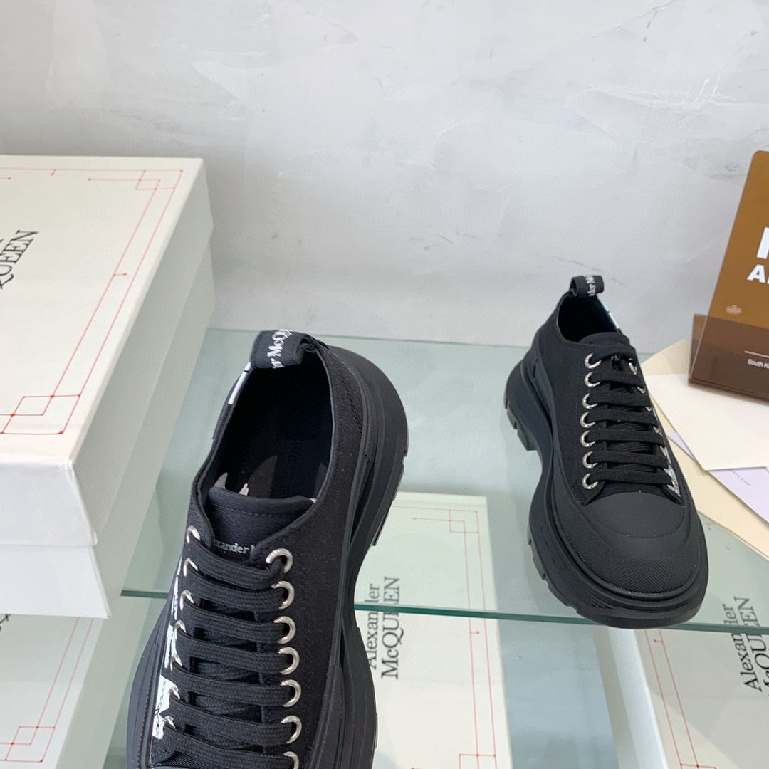 Alexander McQueen Sneakers