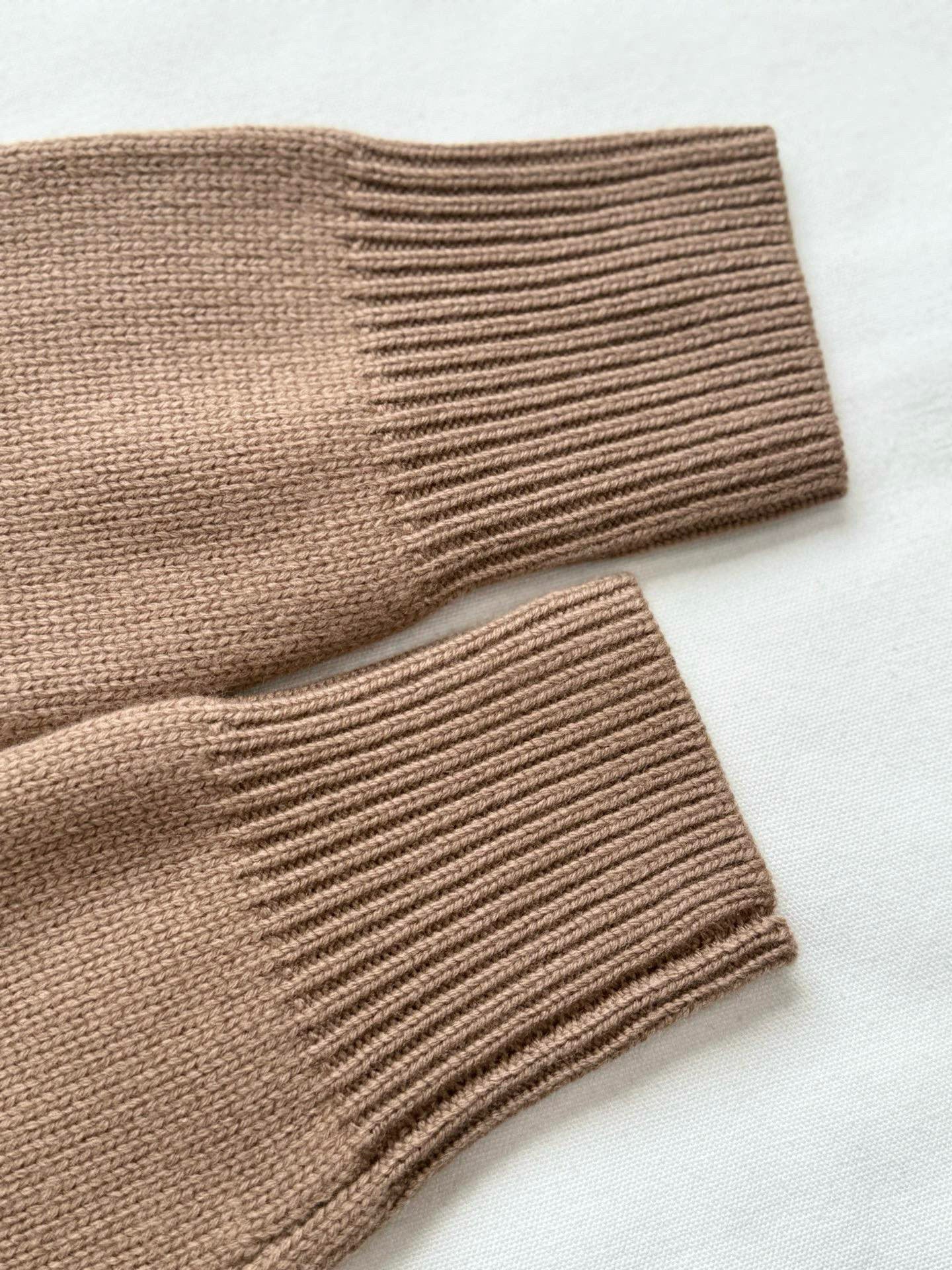 BBR Sweater