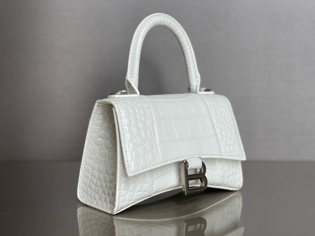 BLCG Hourglass Crocodile Top-handle Handbag
(19x8x21cm)