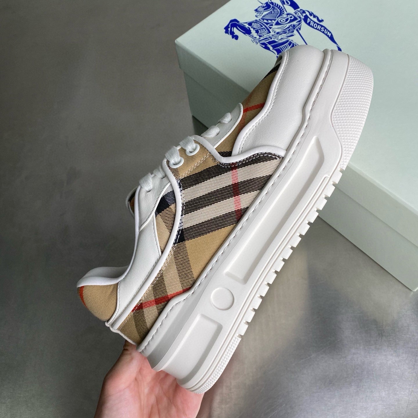 Burberry Sneakers