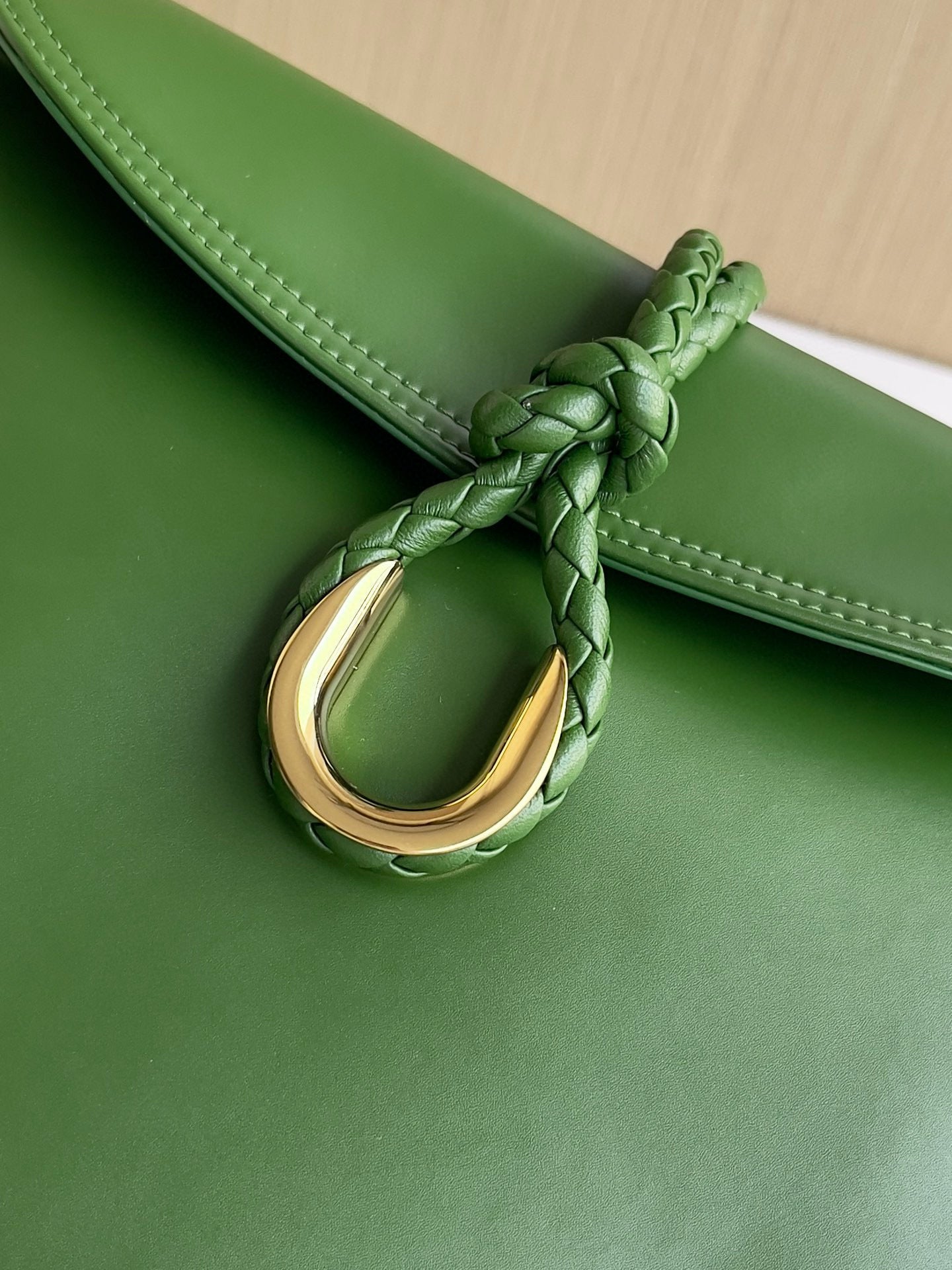 BV Liberta Crossbody Bag