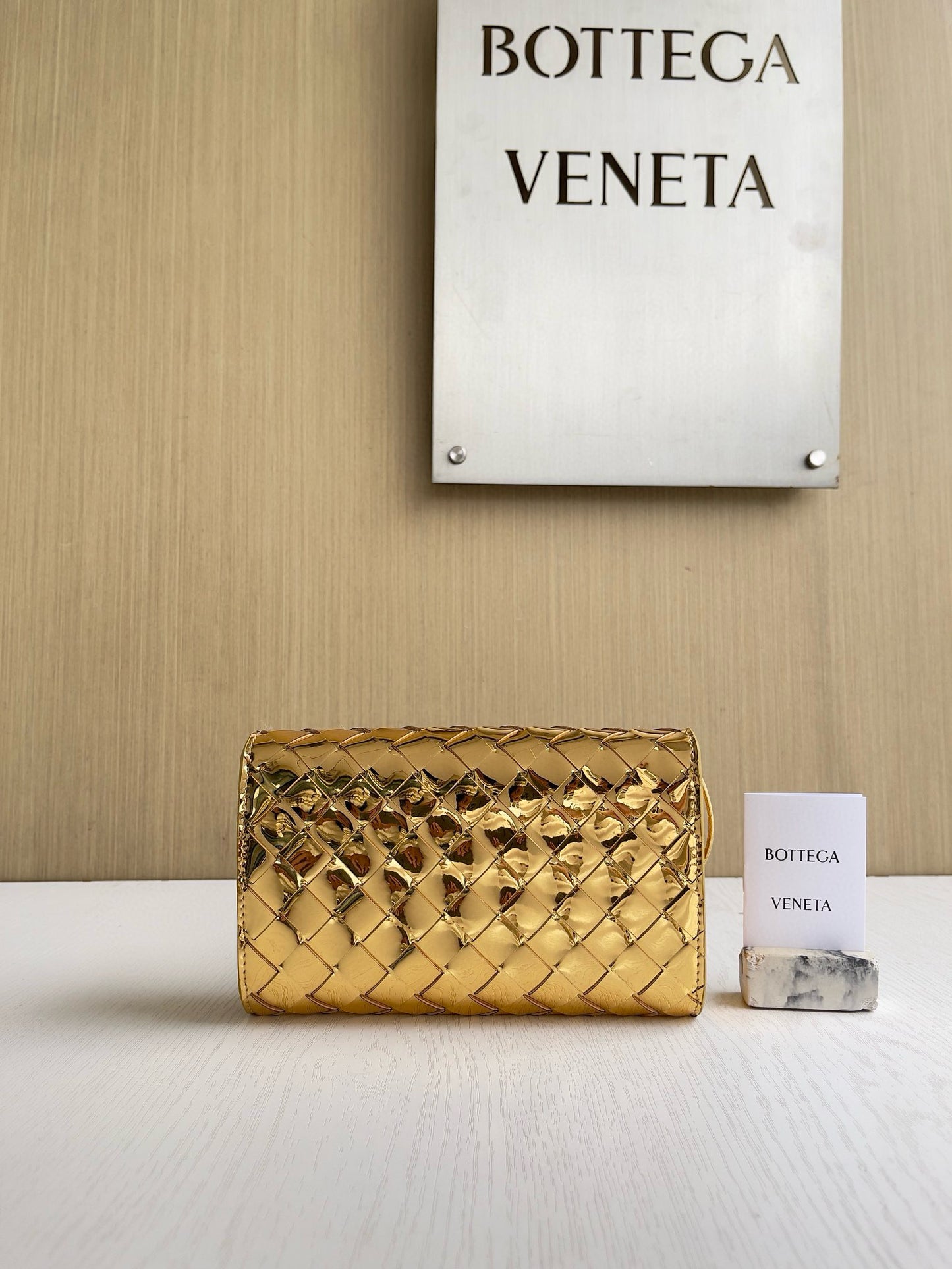 BV Andiamo Clutch Bag
 19x11.5x3cm
