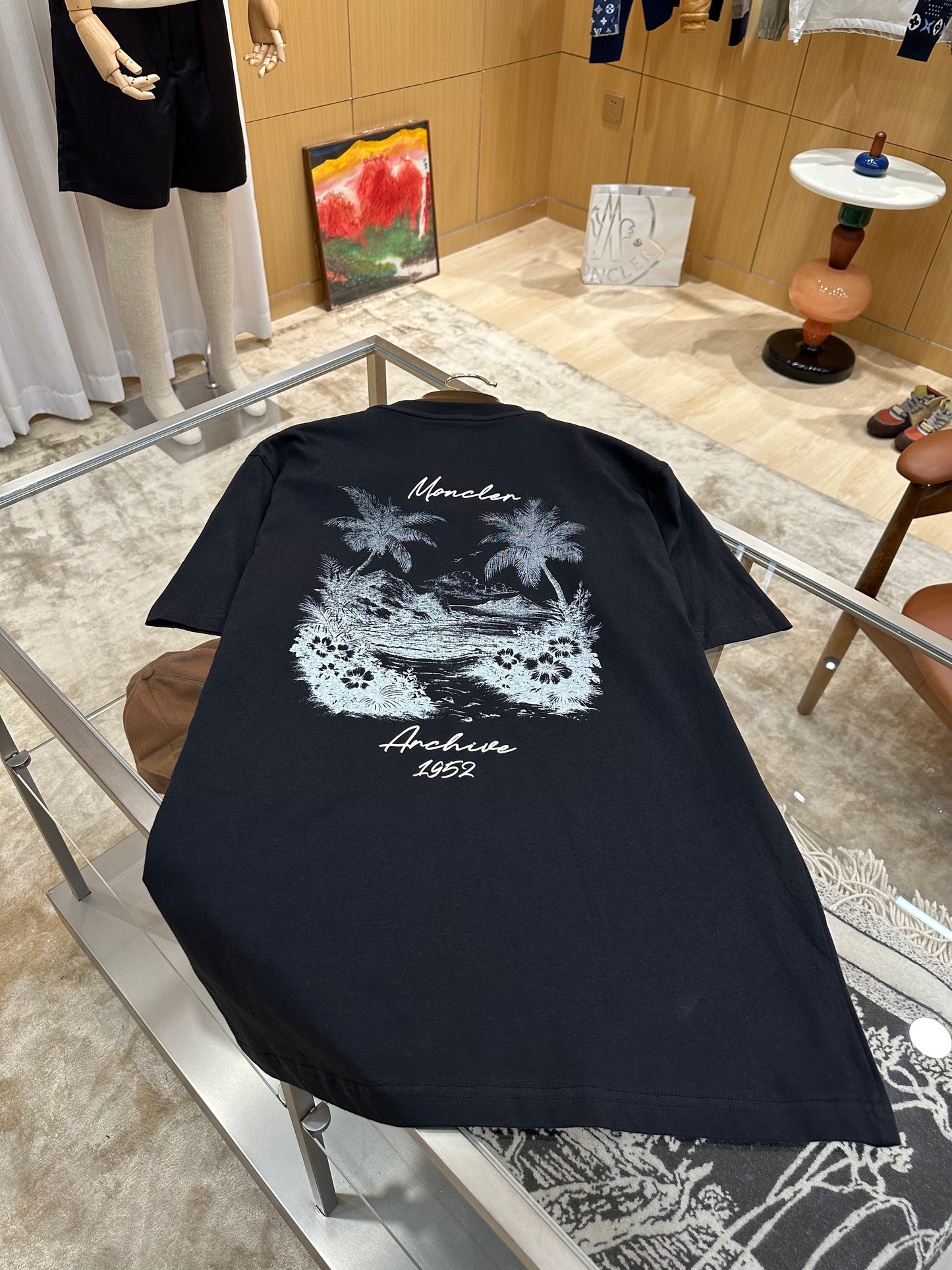 Moncler T-shirt