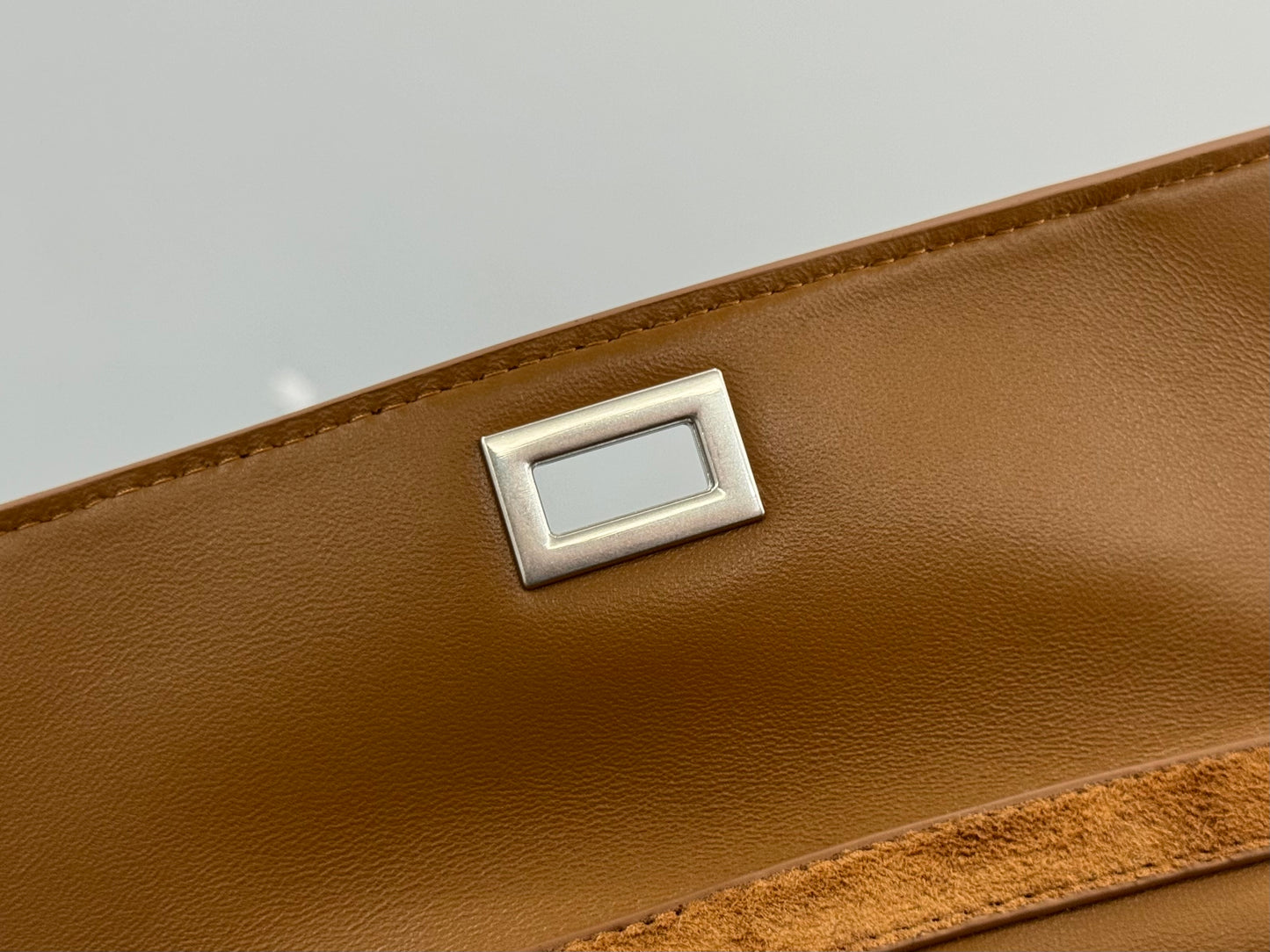 BLCG Rodeo Medium Suede Handbag(22x10x8cm)