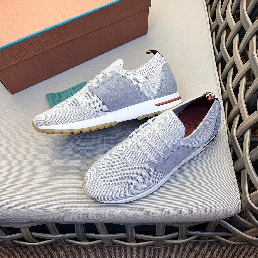 LP Sneakers