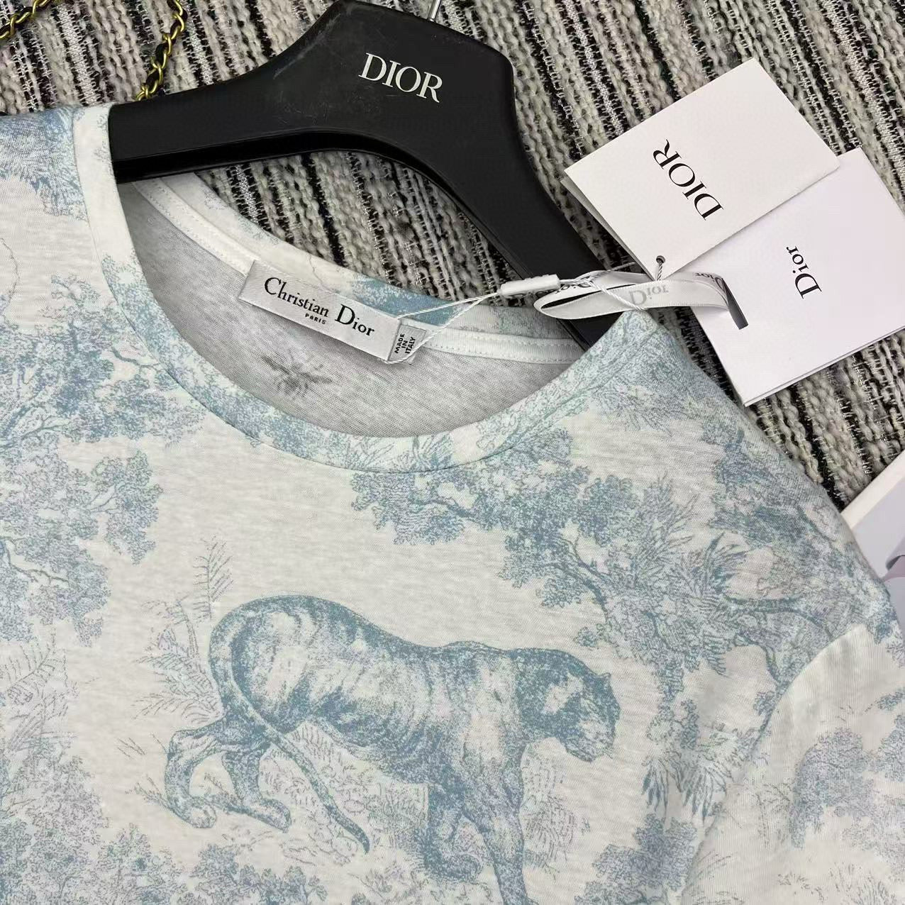 Dior T-shirt
