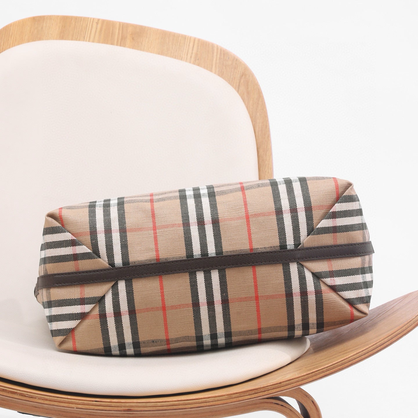 Burberry Highlands Shoulder Bag(38CM*16.5CM*28CM)