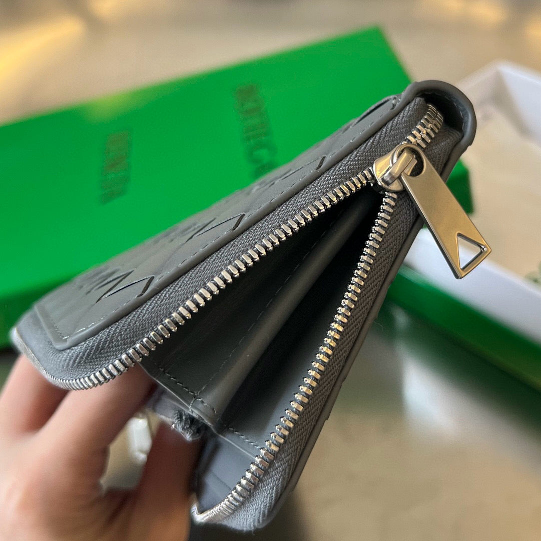 Bottega Veneta Long Zipped Wallet
