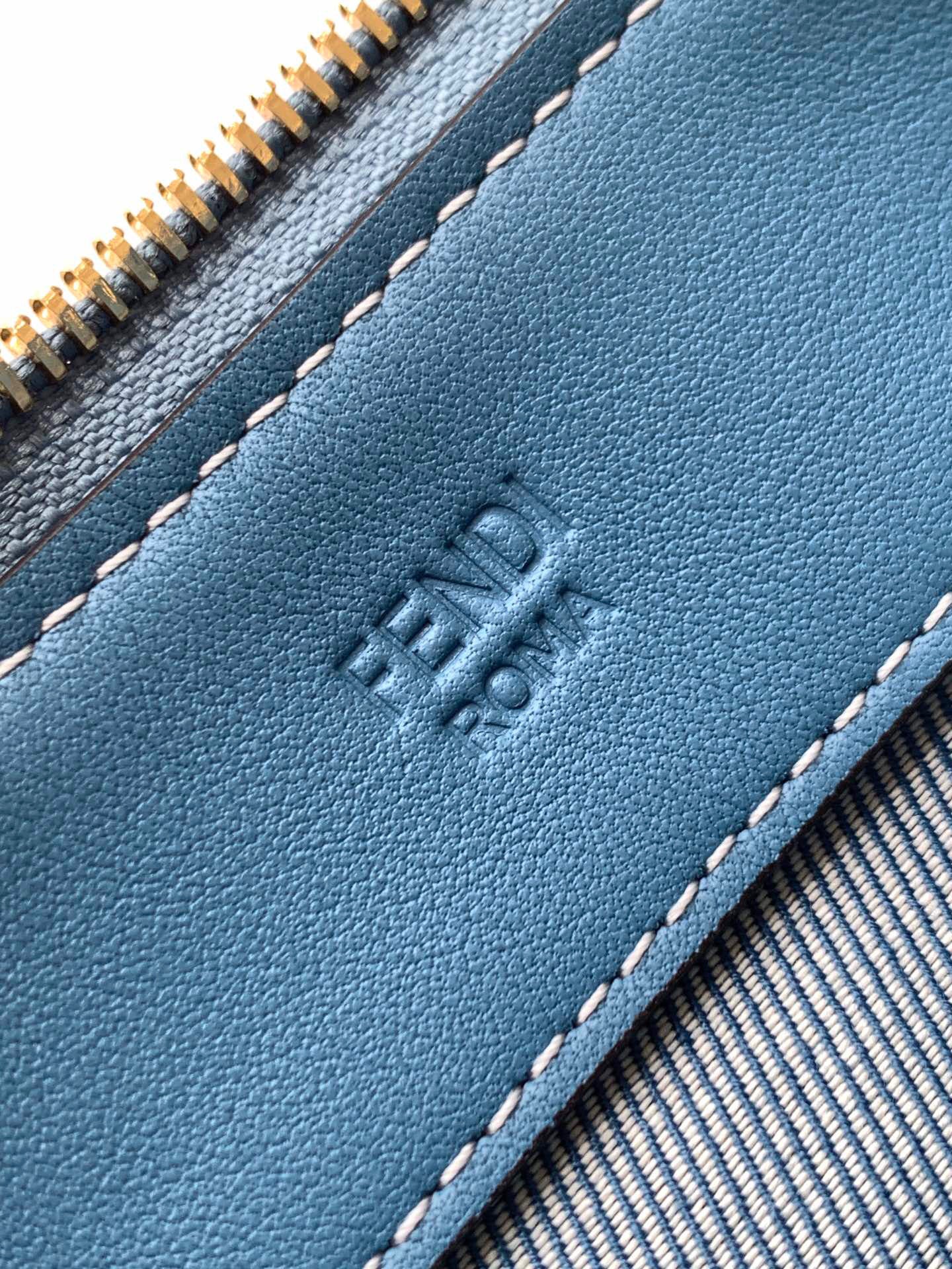 Fendi Sling bag (Mini)