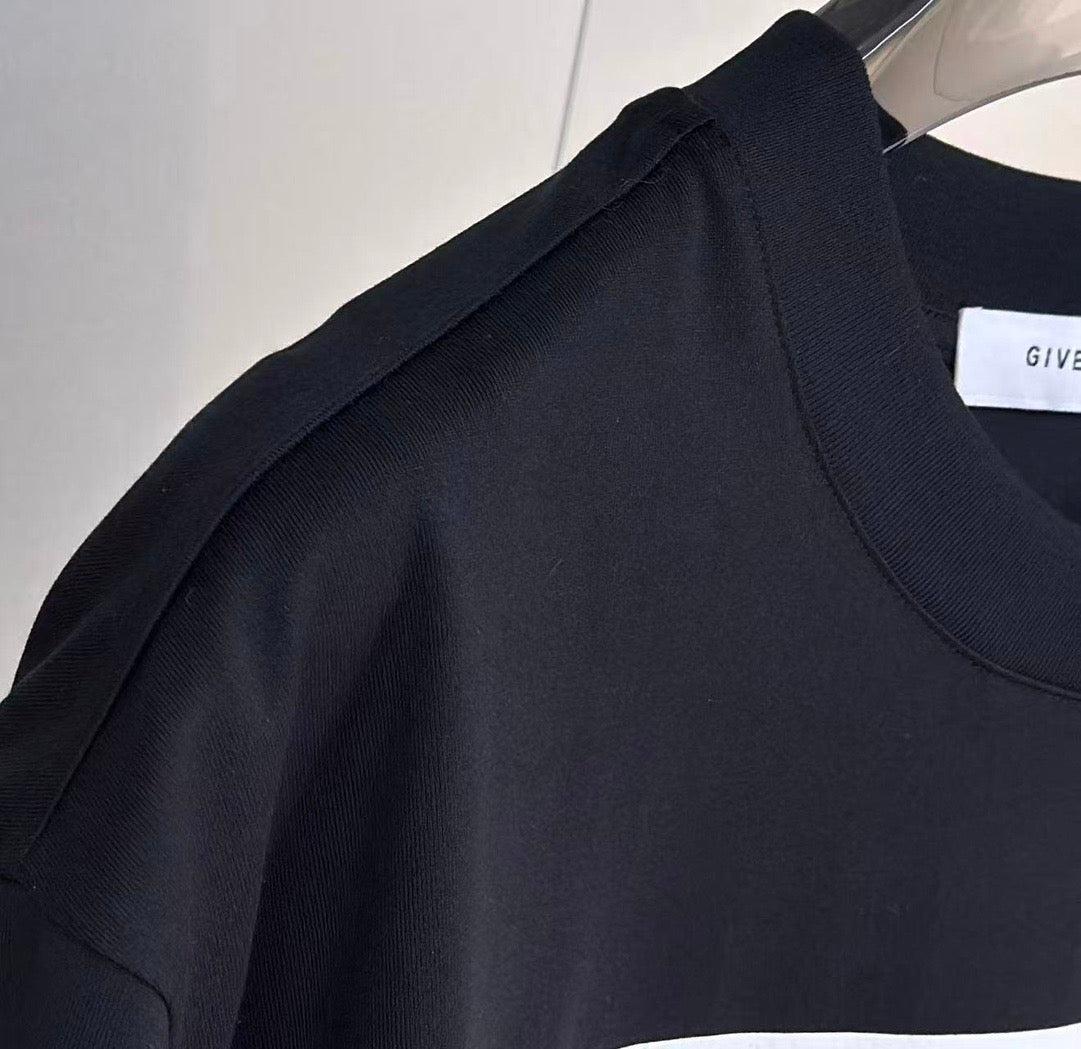 Givenchy T-Shirt