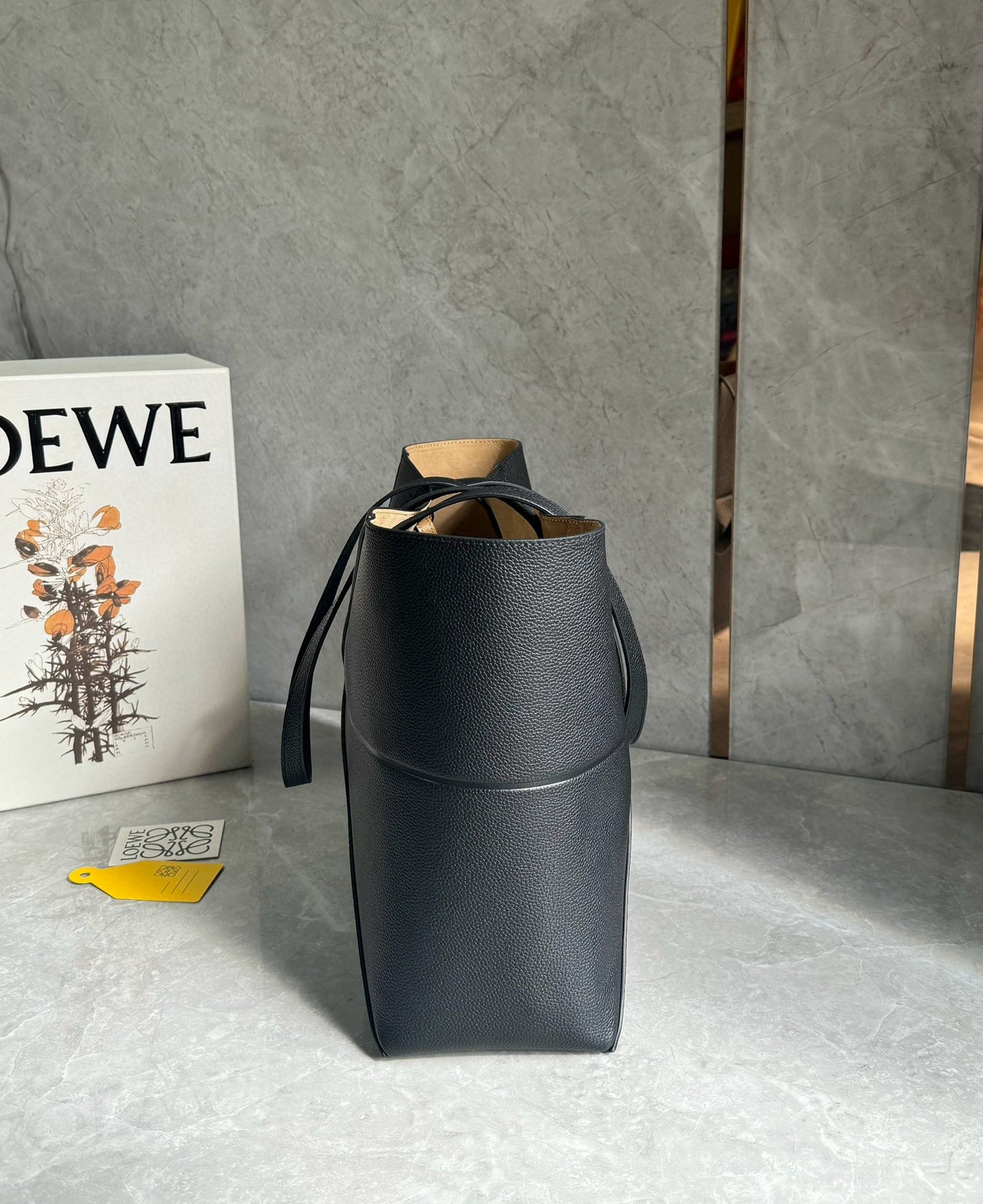 Loewe Puzzle Fold Tote Bag(31.5x12.5x29cm)