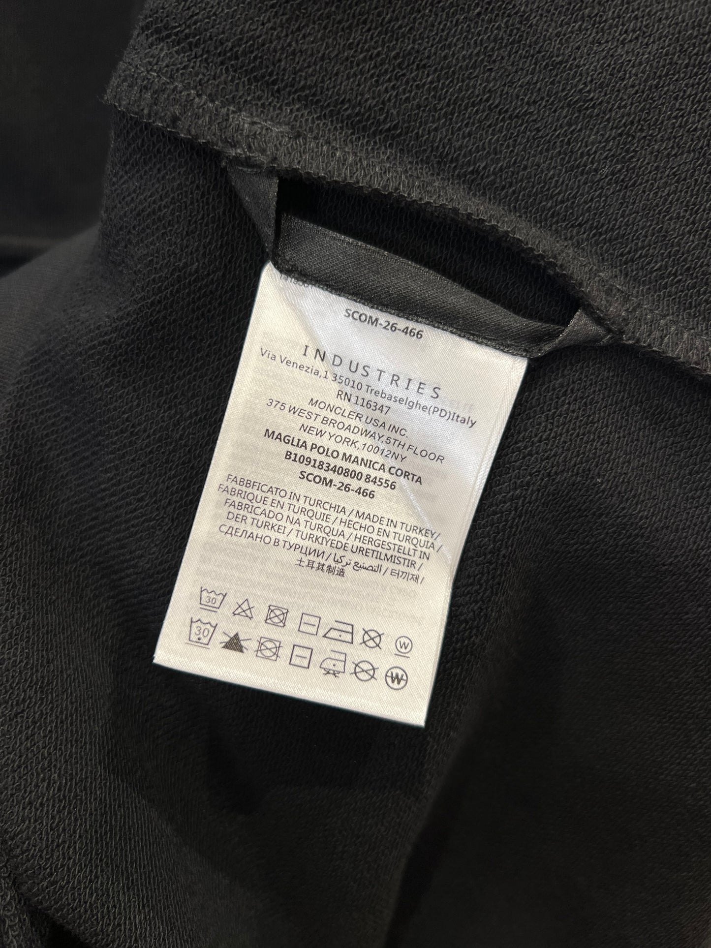 Moncler T-shirt