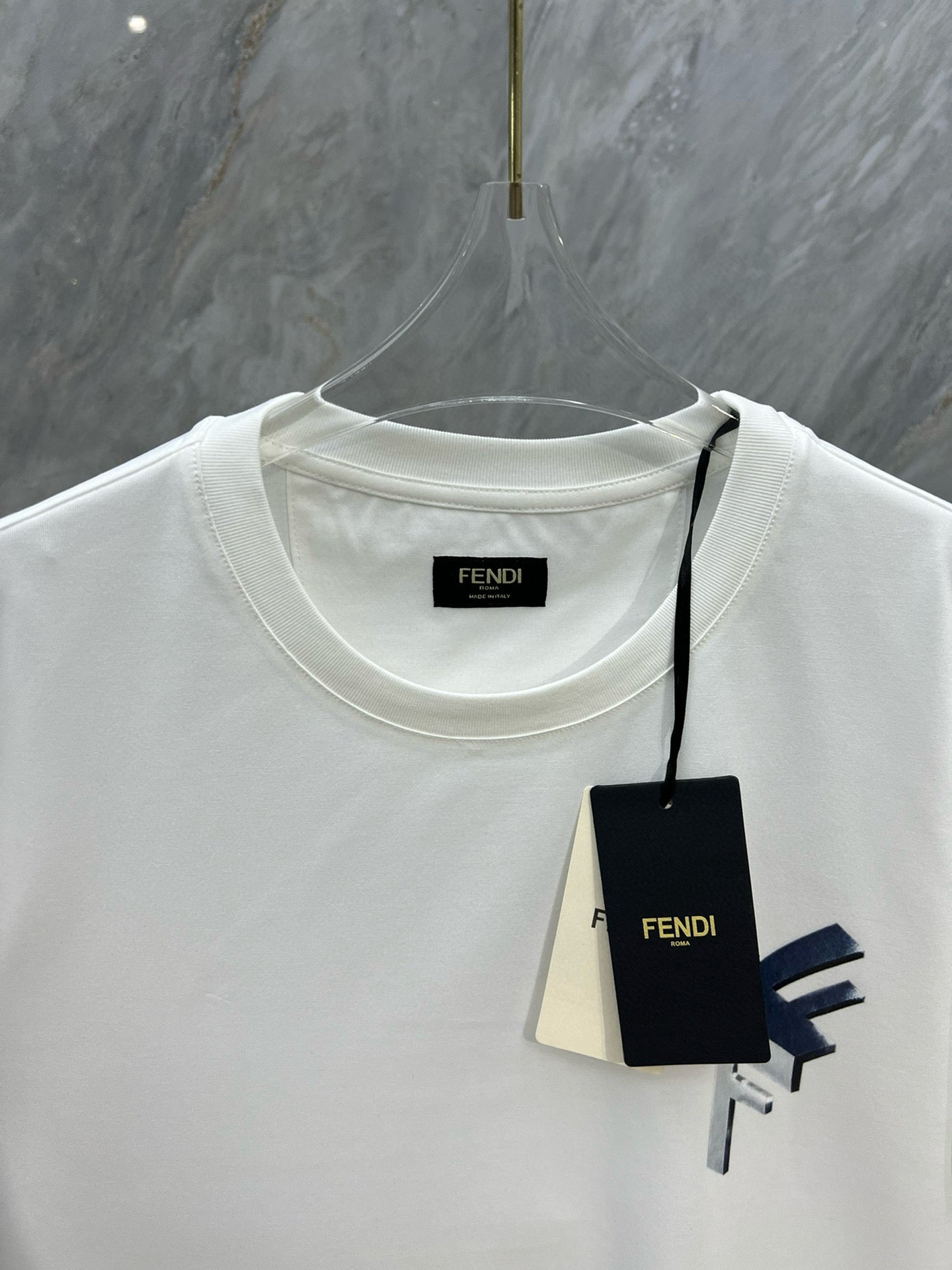 Camiseta Fendi