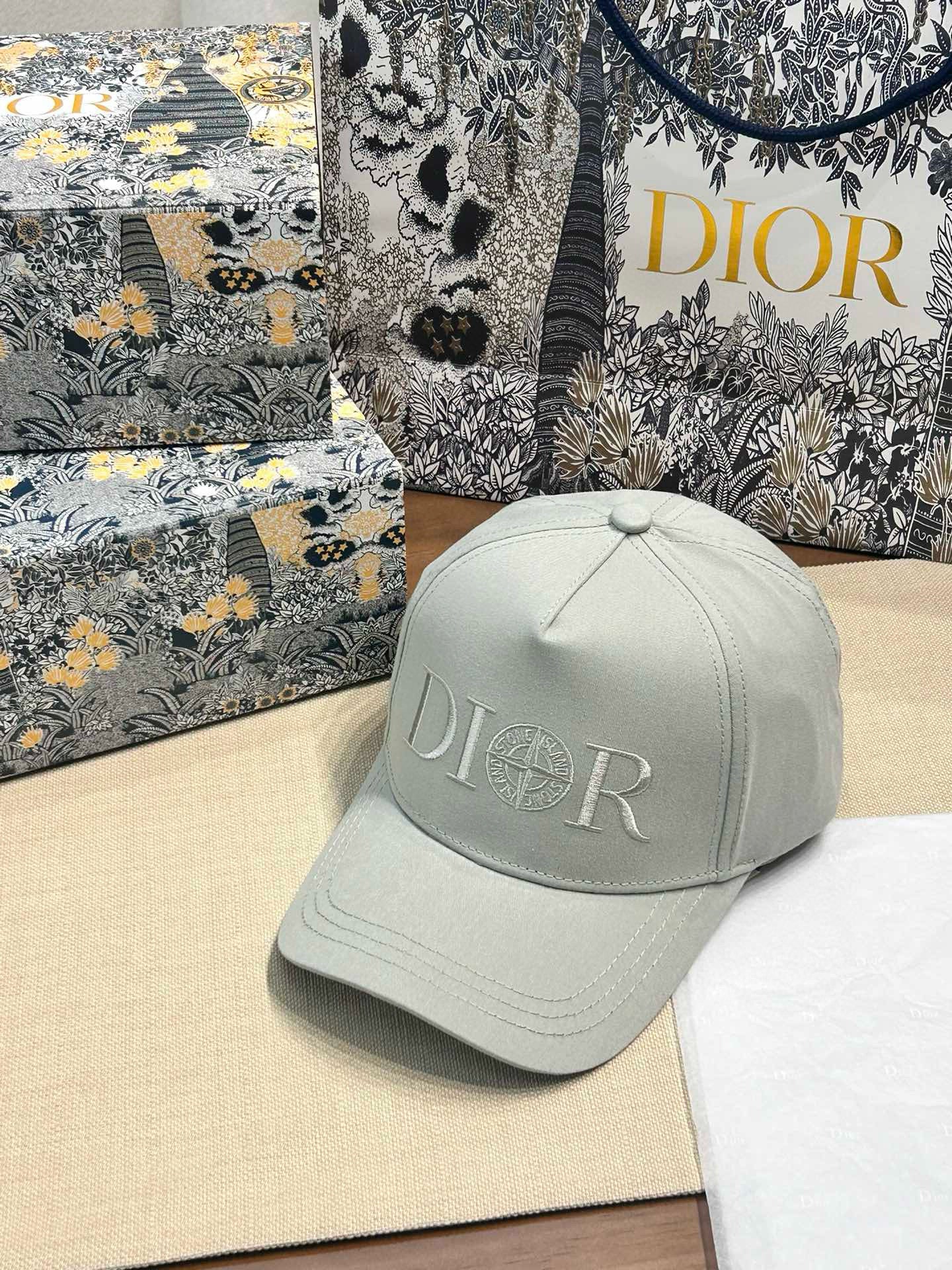Dior Cap