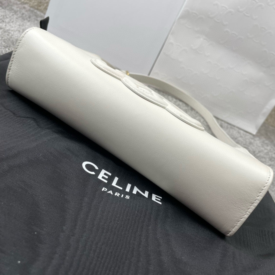 Celine Triomphe Hobo