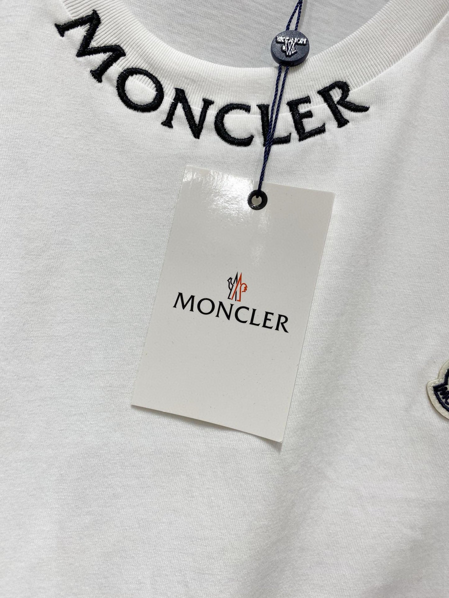 Moncler T-shirt