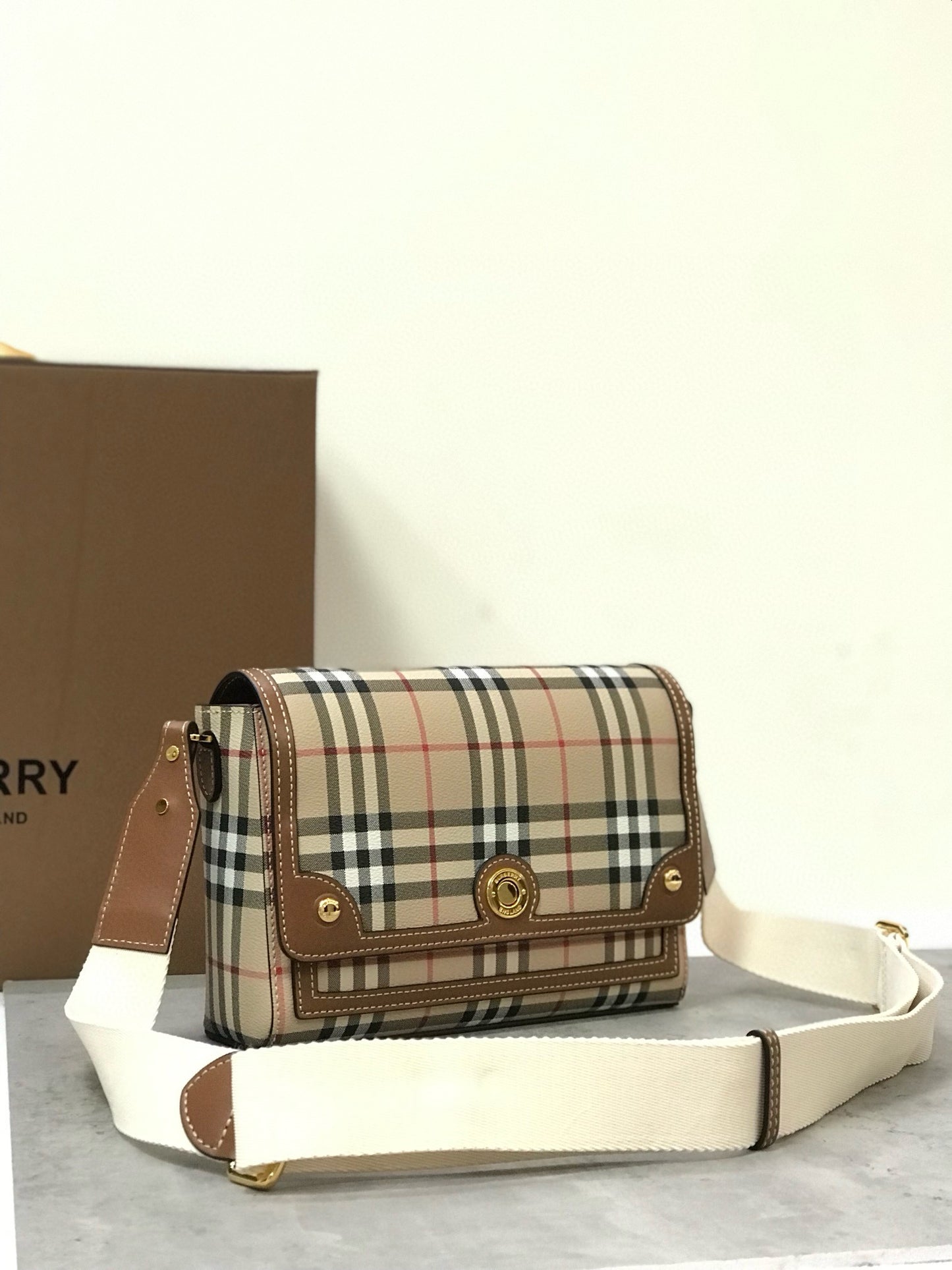 BBR Beige Note Bag