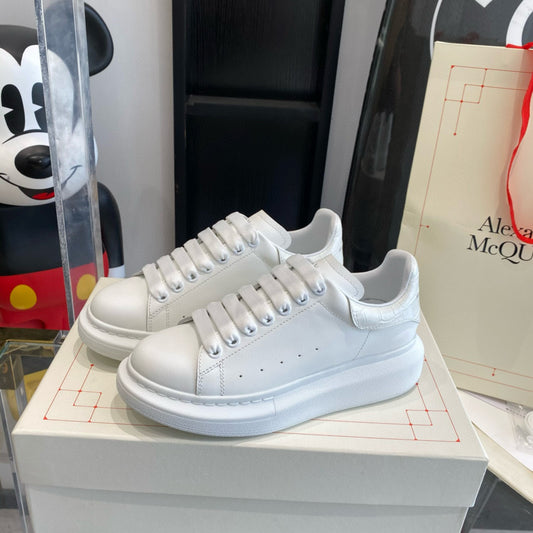 Alexander McQueen Sneakers