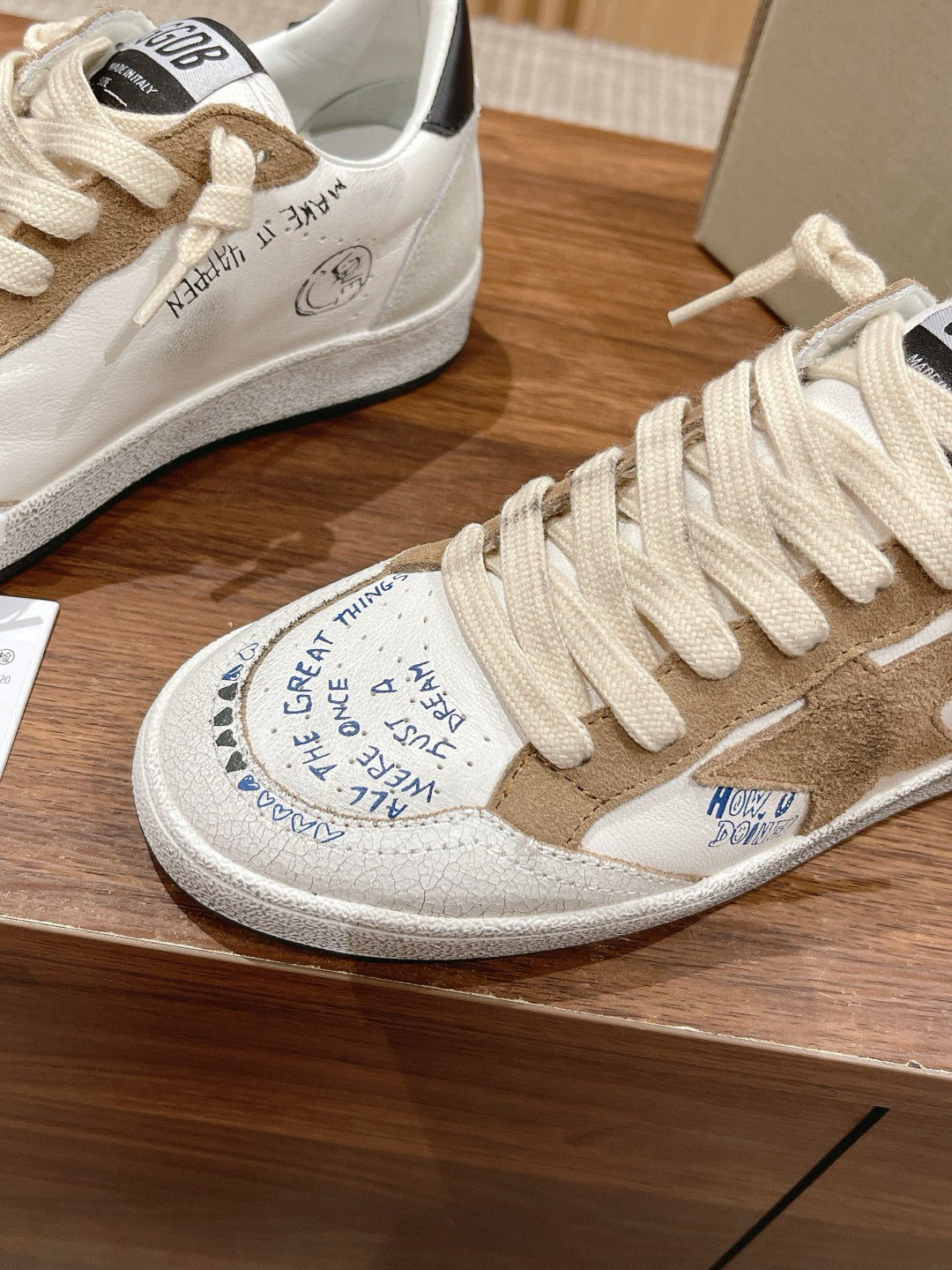 Golden Goose Sneaker