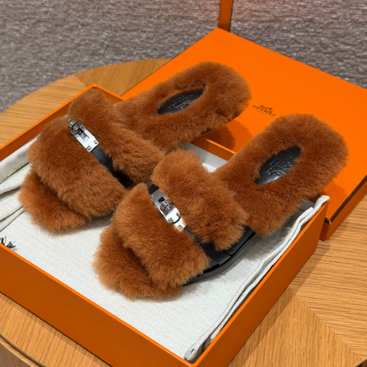 Hermes Slippers