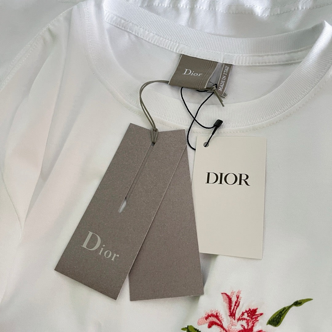 Dior T-shirt