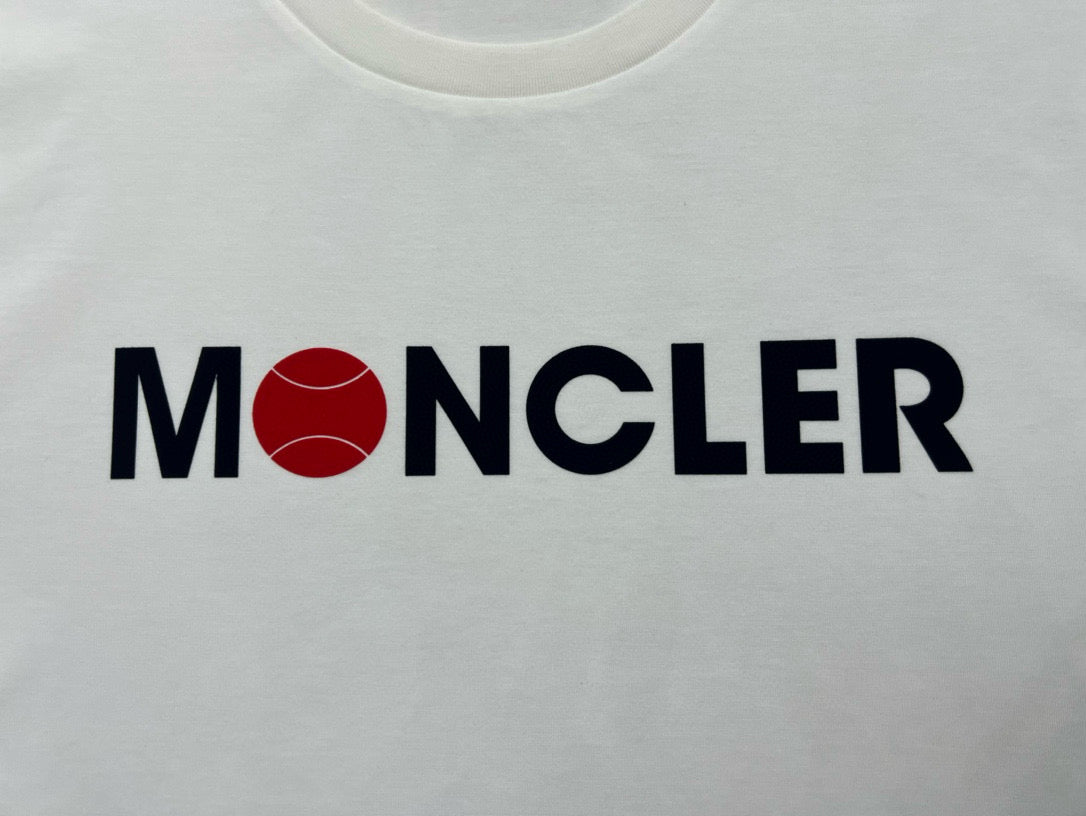 Moncler T-shirt