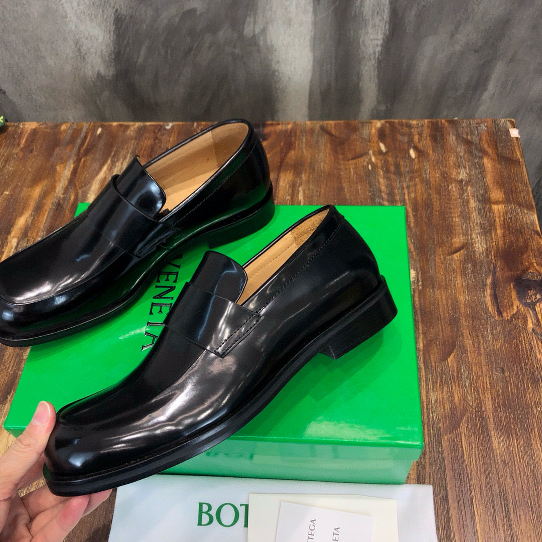 BV Loafer