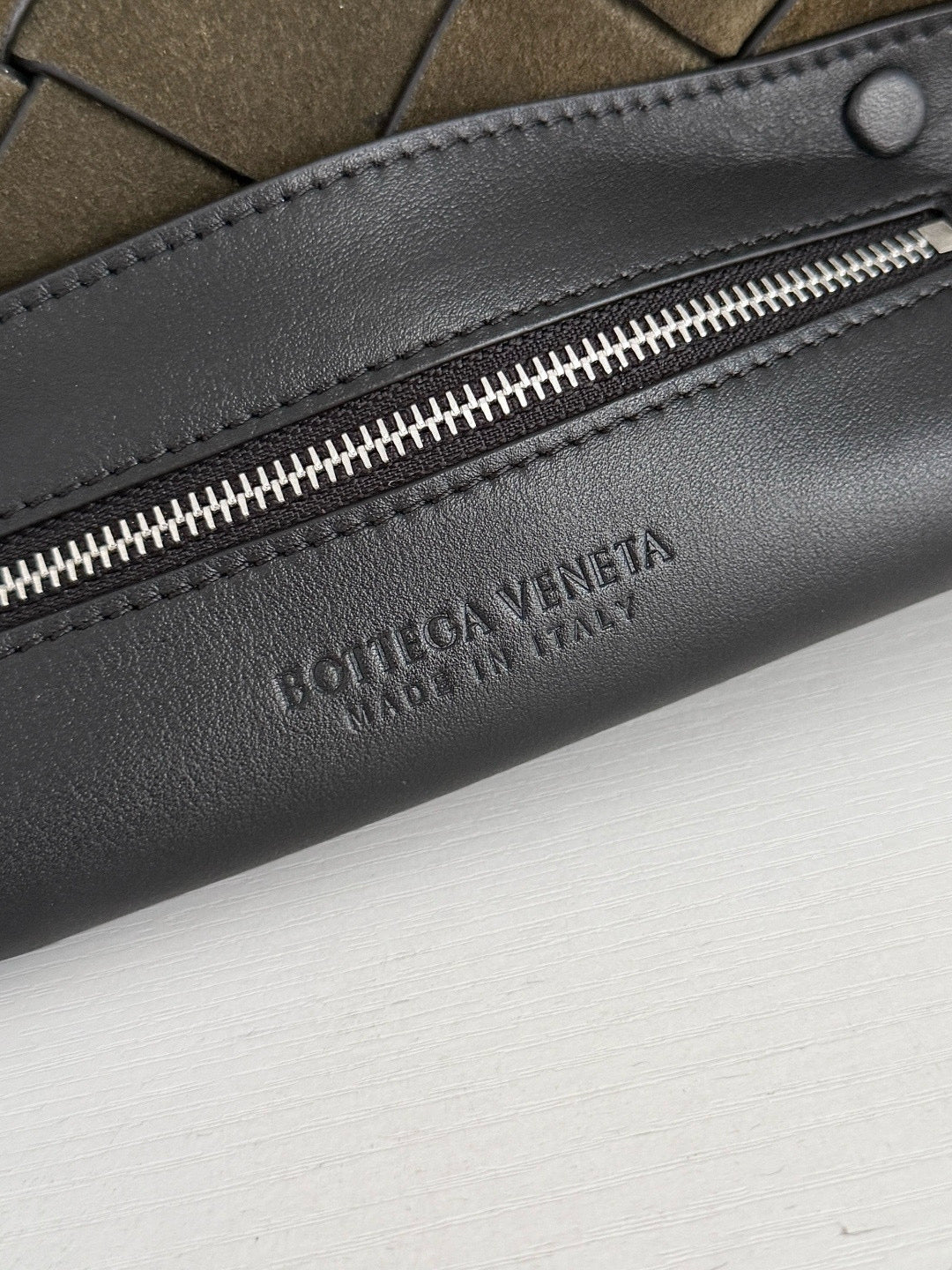 BV Diago Fondant Crossbody Bag