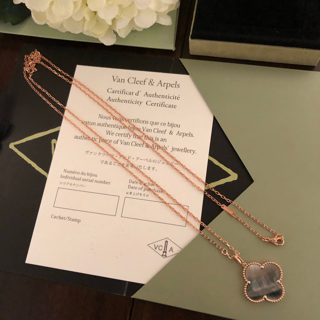 Van Cleef & Arpels Necklace