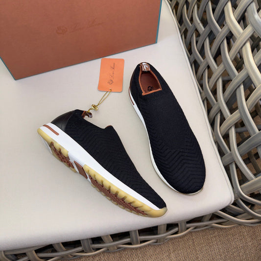 LP Sneakers