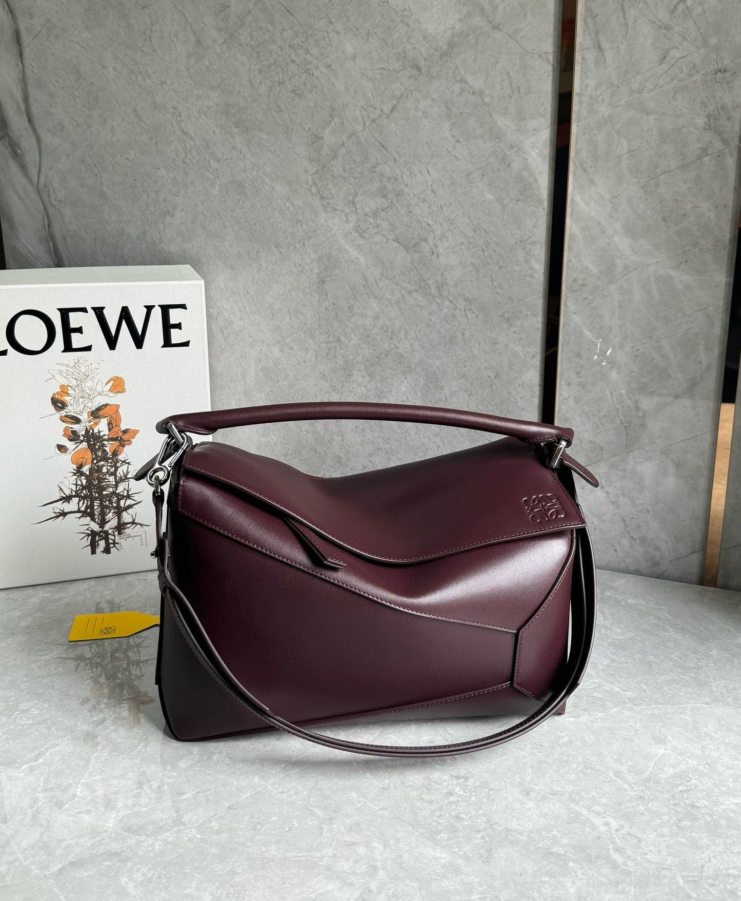 Loewe Puzzle Shoulder Bag(33x21x17cm)