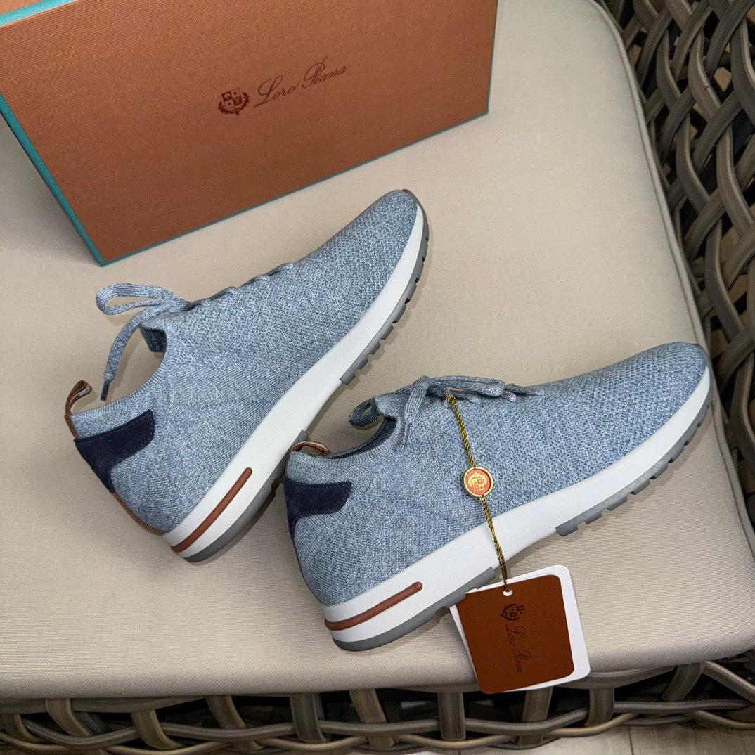 LP Sneakers