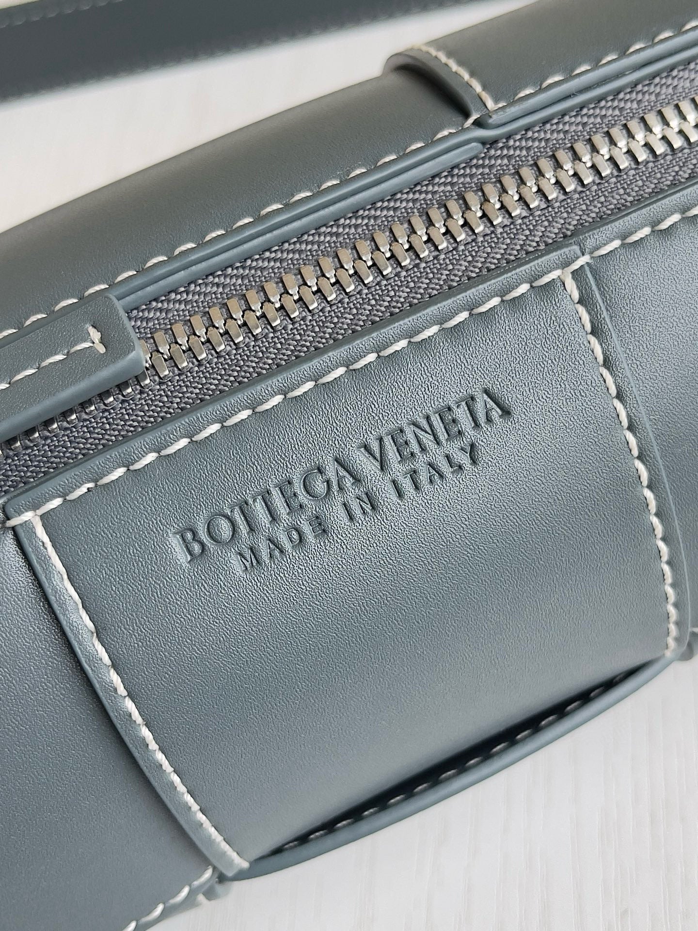 BV Small Canette Bag