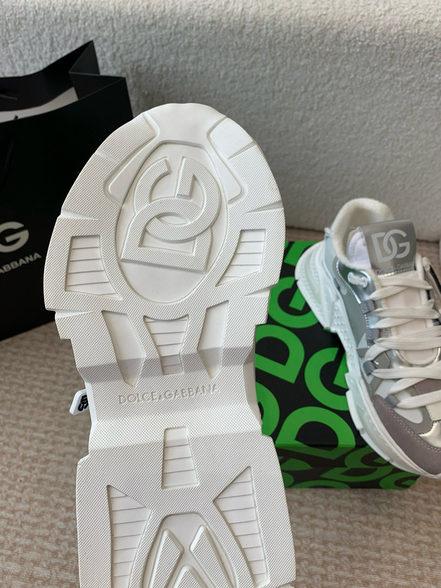 DG Sneakers