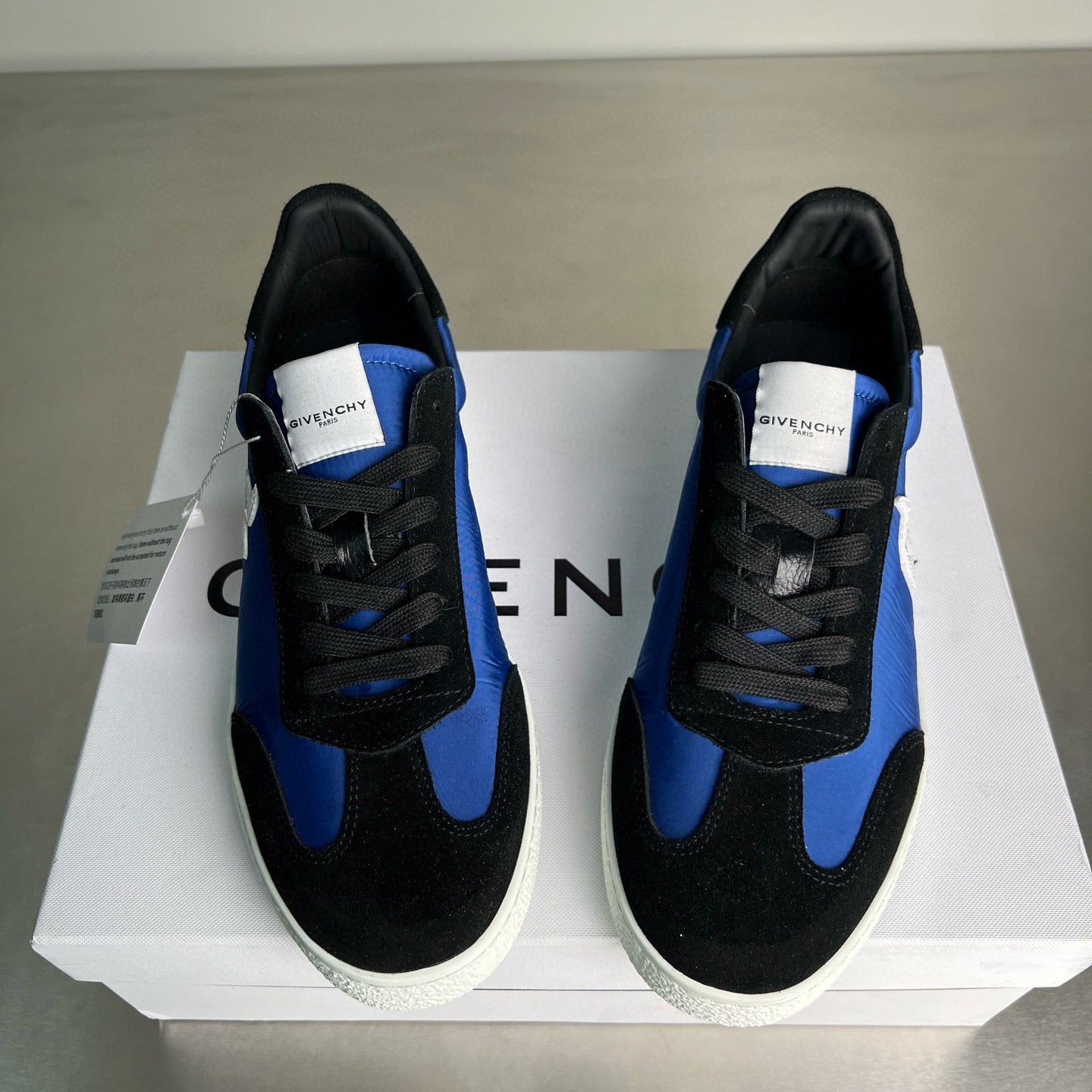 Givenchy Sneakers