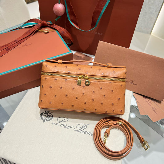 Loro Piana 19 Bag 19x7x12cm