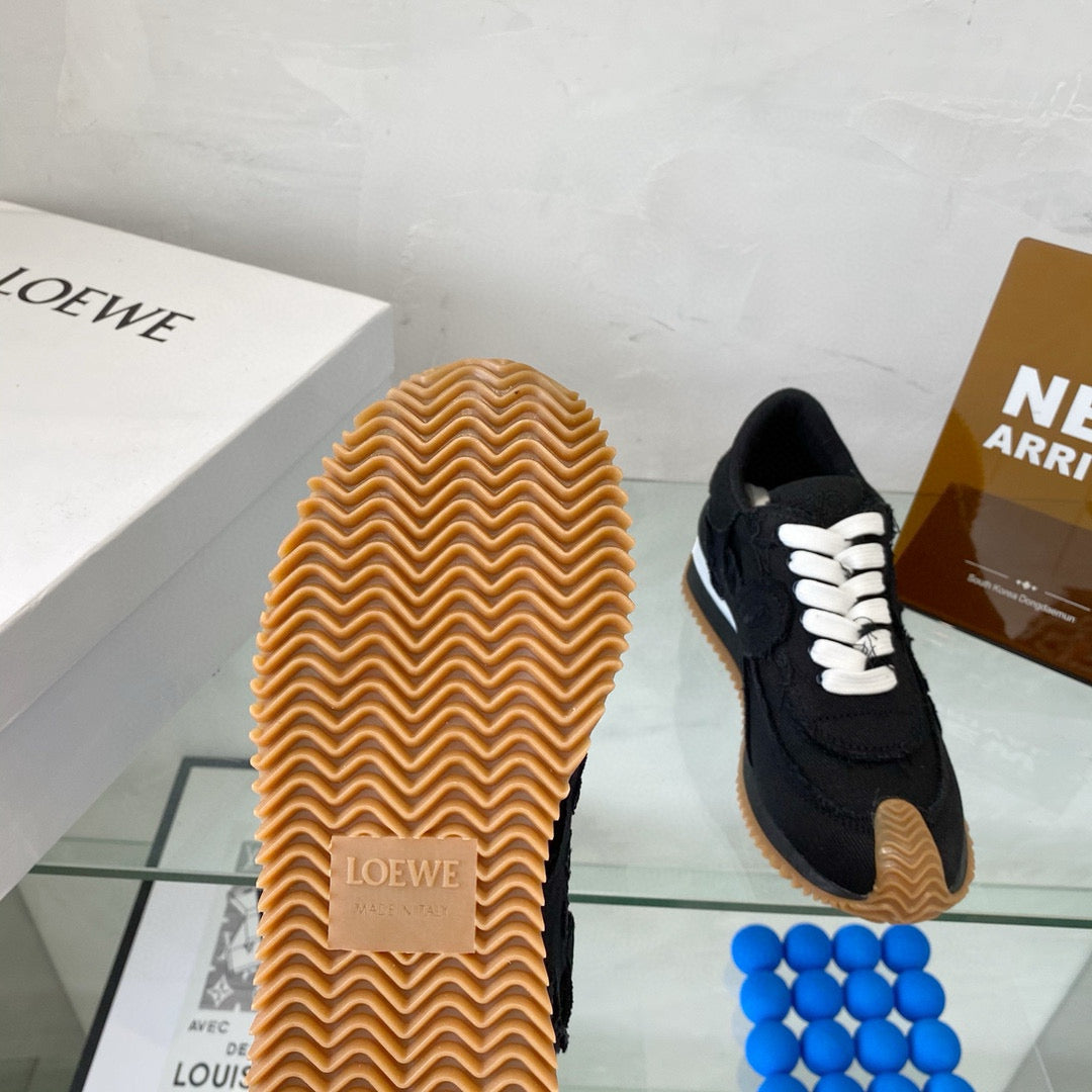 Loewe Sneakers