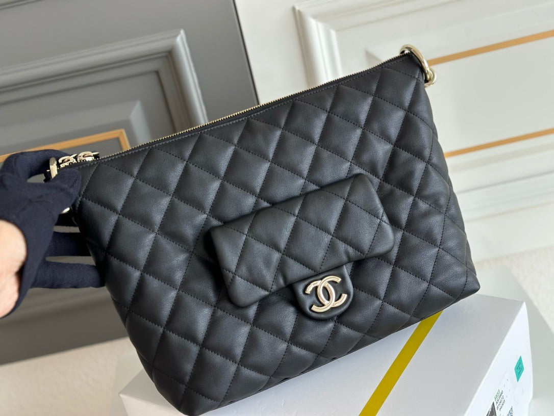 Chanel 23B Hobo Bag