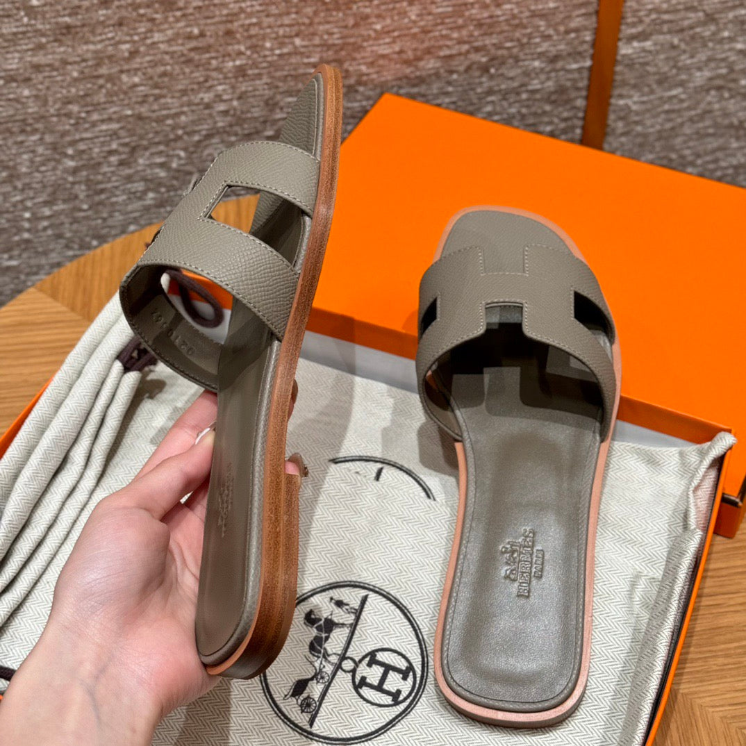 Hermes Sandals