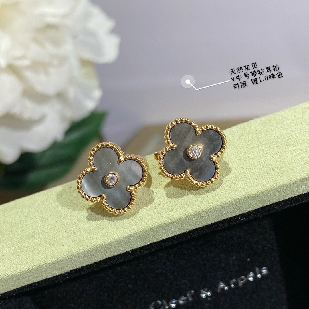 Van Cleef & Arpels Earrings