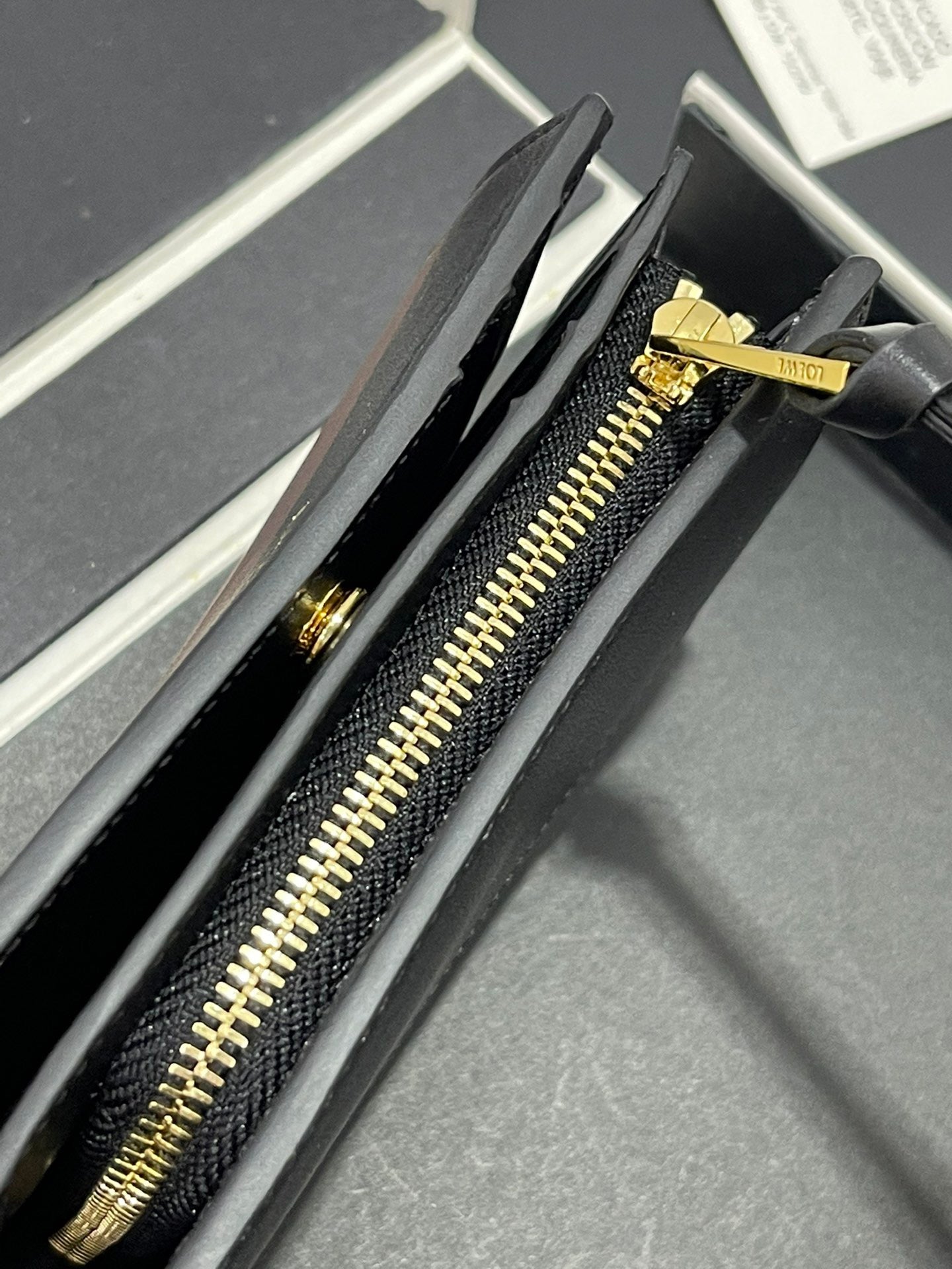 Loewe Wallet
