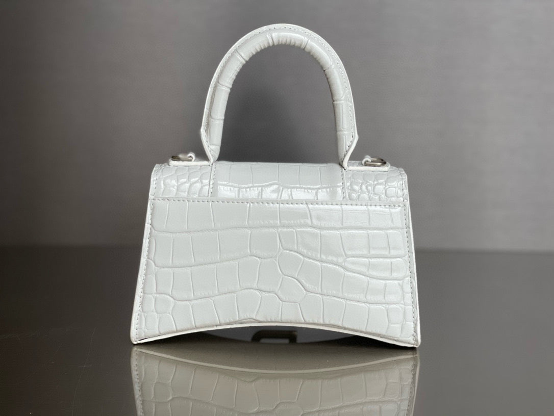 BLCG Hourglass Crocodile Top-handle Handbag
(19x8x21cm)