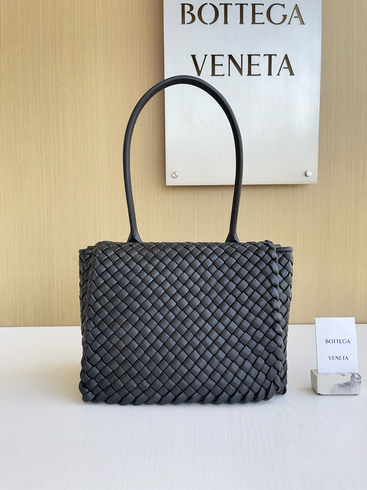 Bottega Veneta Shoulder Bag