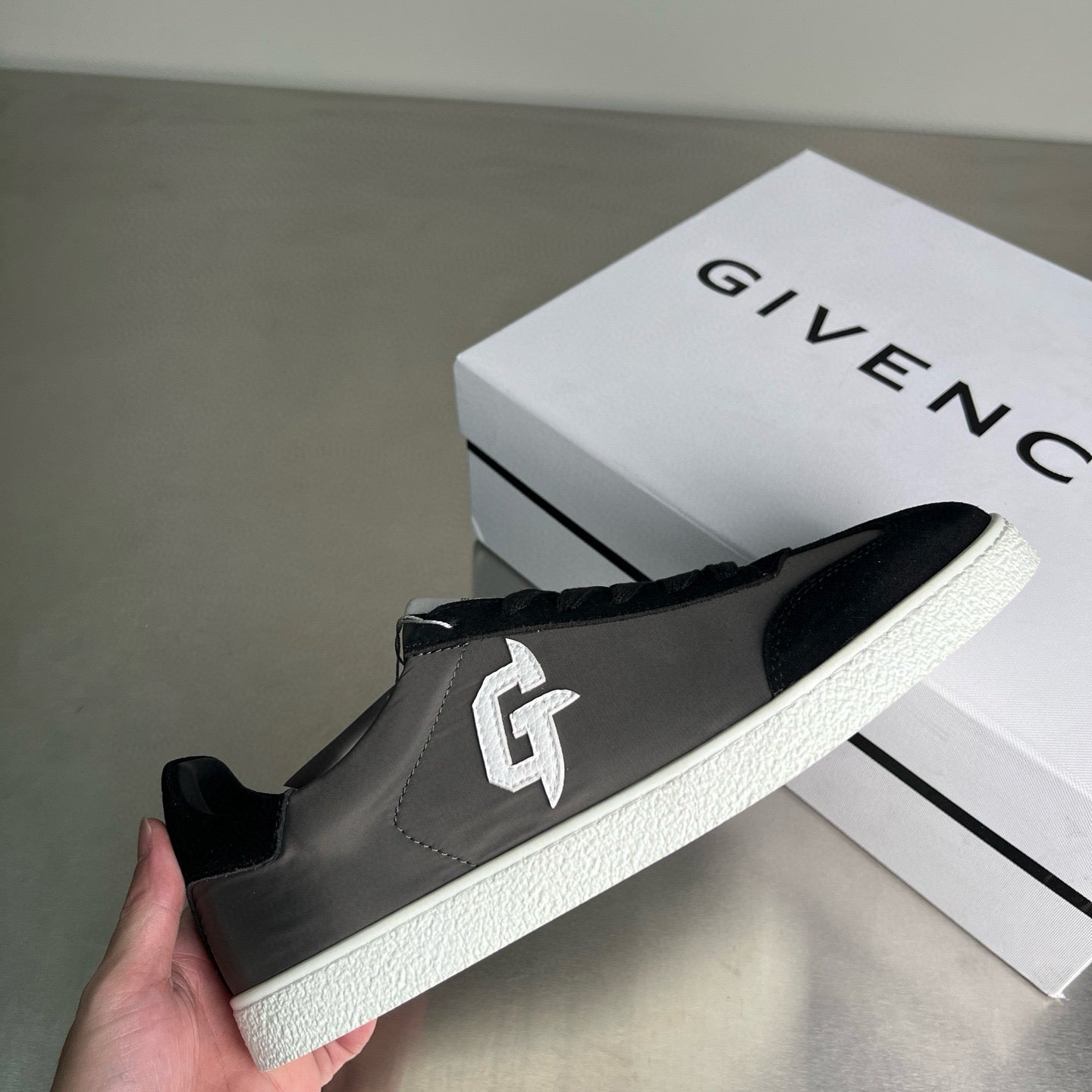 Givenchy Sneakers