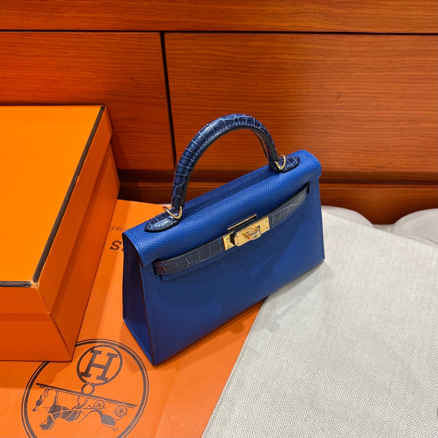 Hermes Mini Kelly II