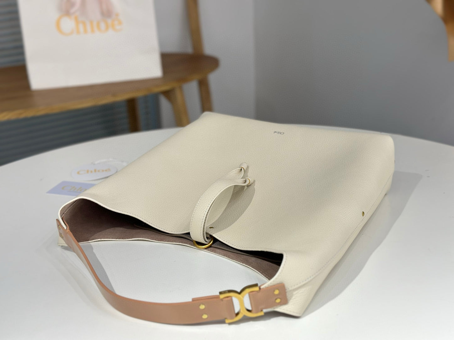 Chloe Marcie Hobo